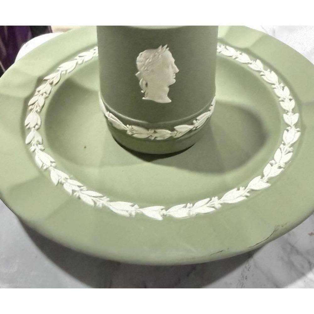 Vintage Wedgwood Ashtray Table Lighter Green White Jasperware Decorative